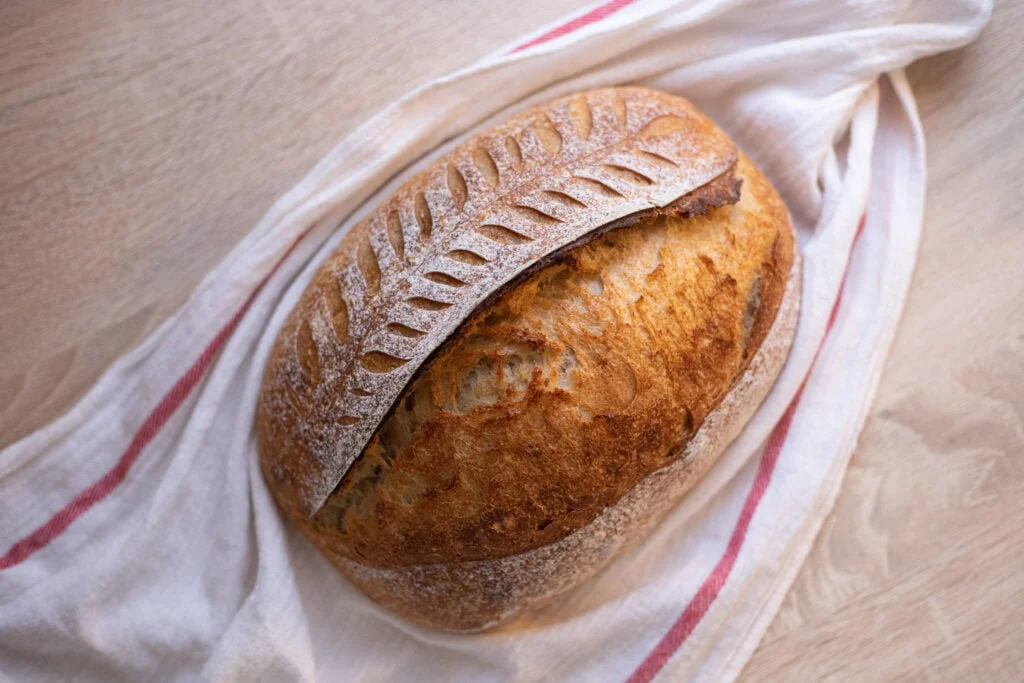 bake sourdough bread in dutch oven